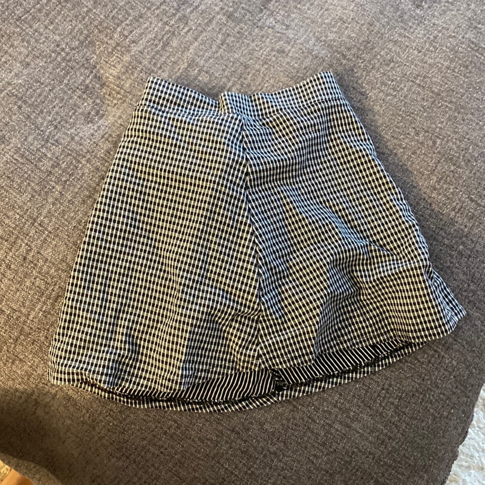 mini skirt